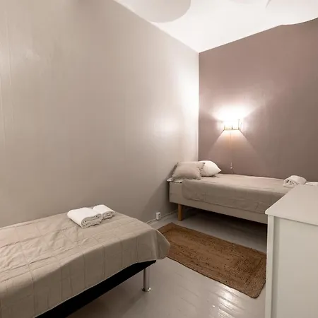 Apartment 2ndhomes Bright & Spacious, 5 Bedroom In The Center *