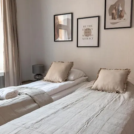 2ndhomes Bright & Spacious, 5 Bedroom In The Center Apartamento *