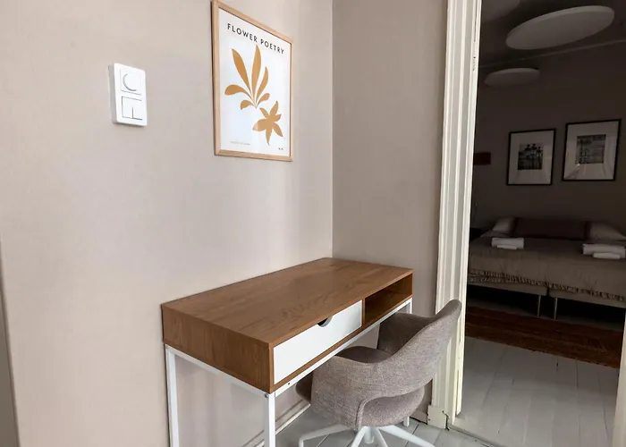 2ndhomes Bright & Spacious, 5 Bedroom In The Center Hotel Helsinki